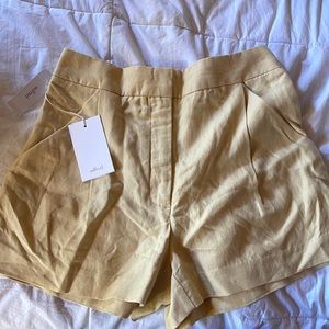 Aritzia Wilfred linen shorts